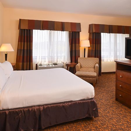 Holiday Inn Express Morgantown By Ihg Εξωτερικό φωτογραφία