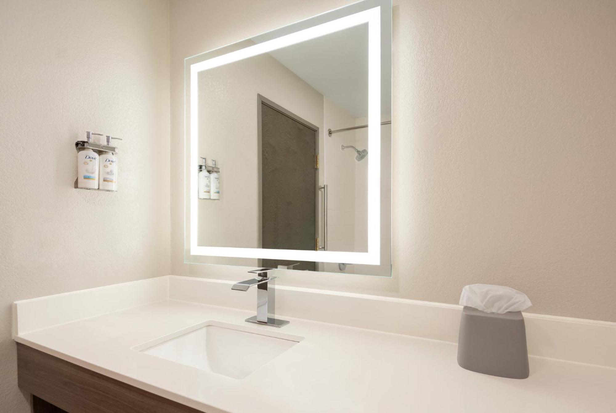 Holiday Inn Express Morgantown By Ihg Εξωτερικό φωτογραφία