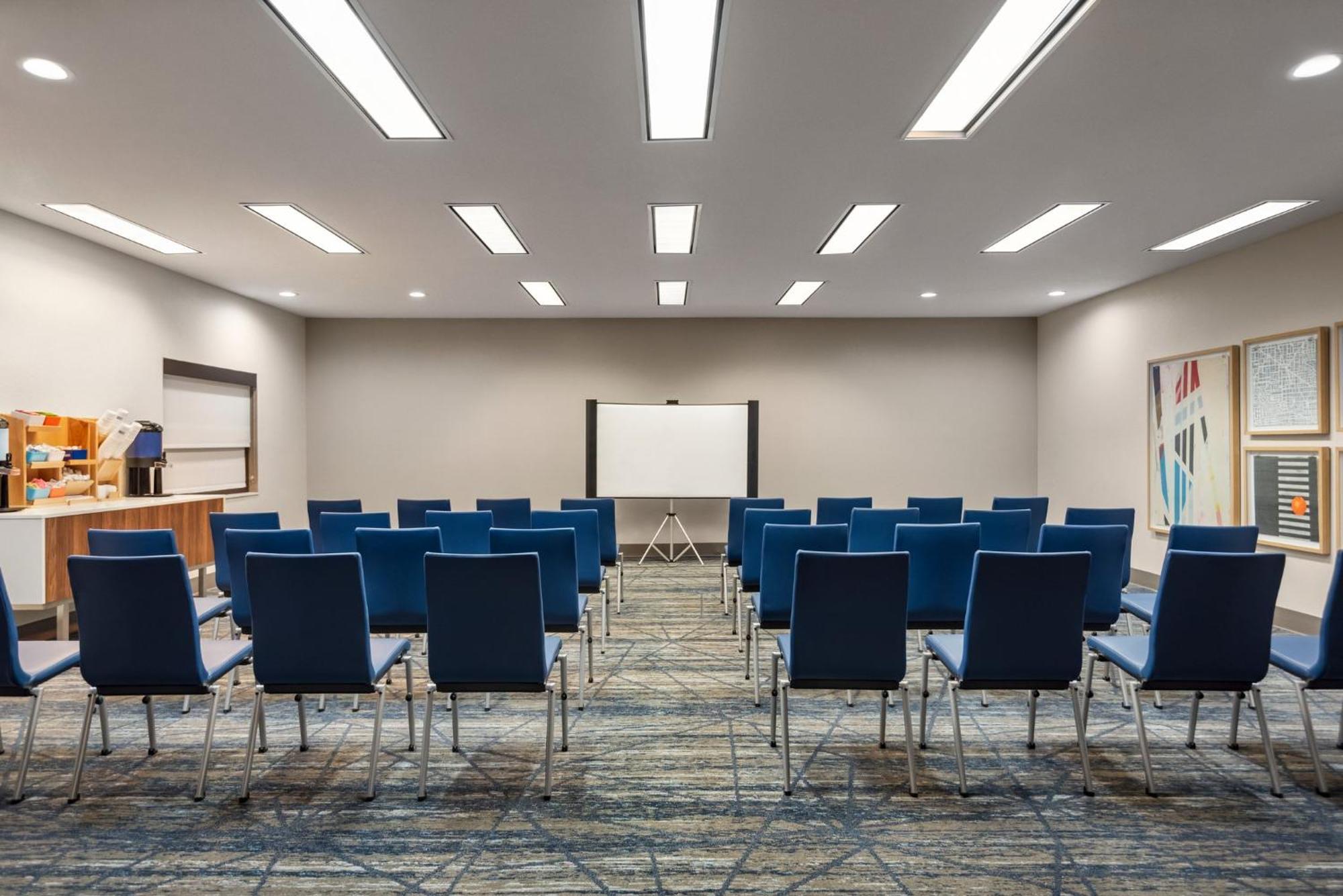 Holiday Inn Express Morgantown By Ihg Εξωτερικό φωτογραφία